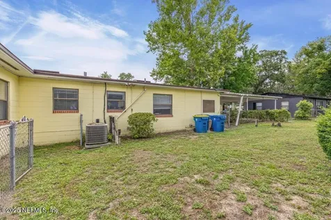2305 Broward Road Jacksonville FL 32218