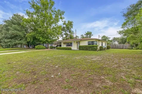 2305 Broward Road Jacksonville FL 32218