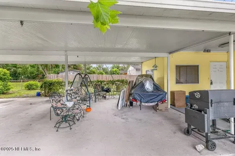 2305 Broward Road Jacksonville FL 32218