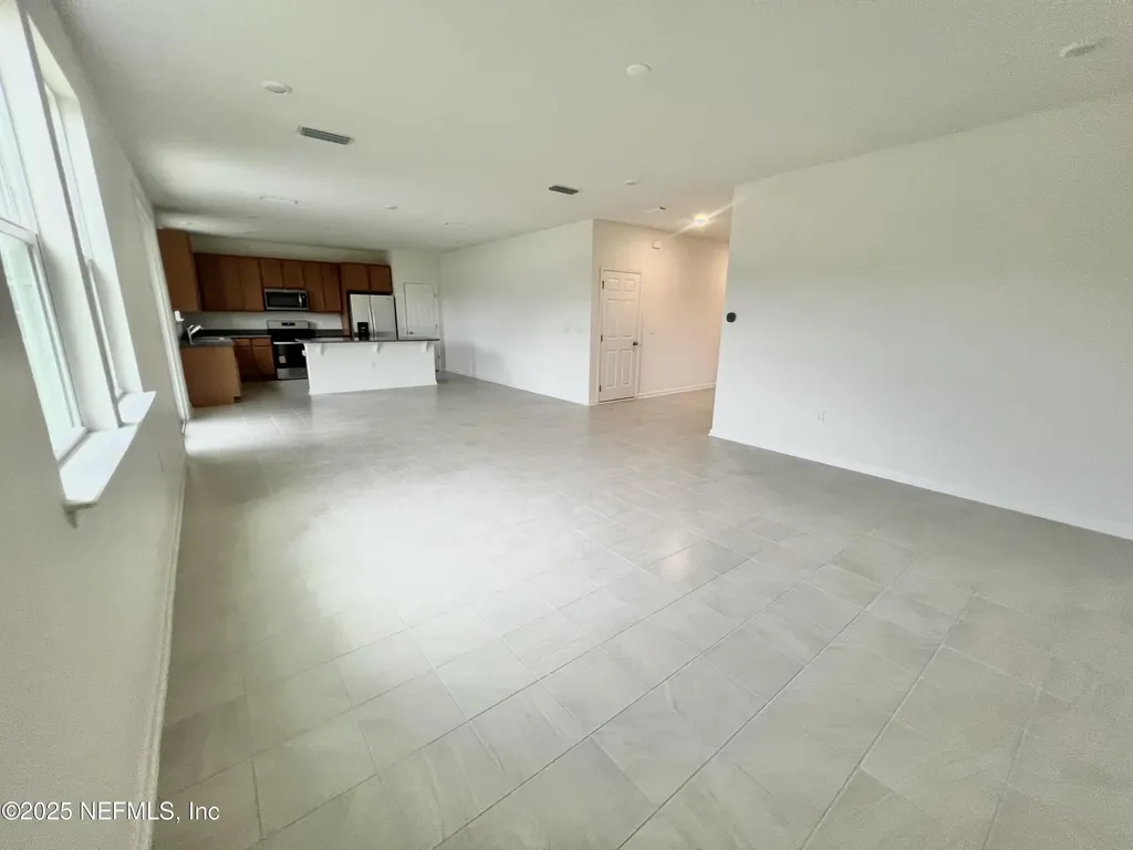 2771 Laurel Falls Drive Green Cove Springs FL 32043