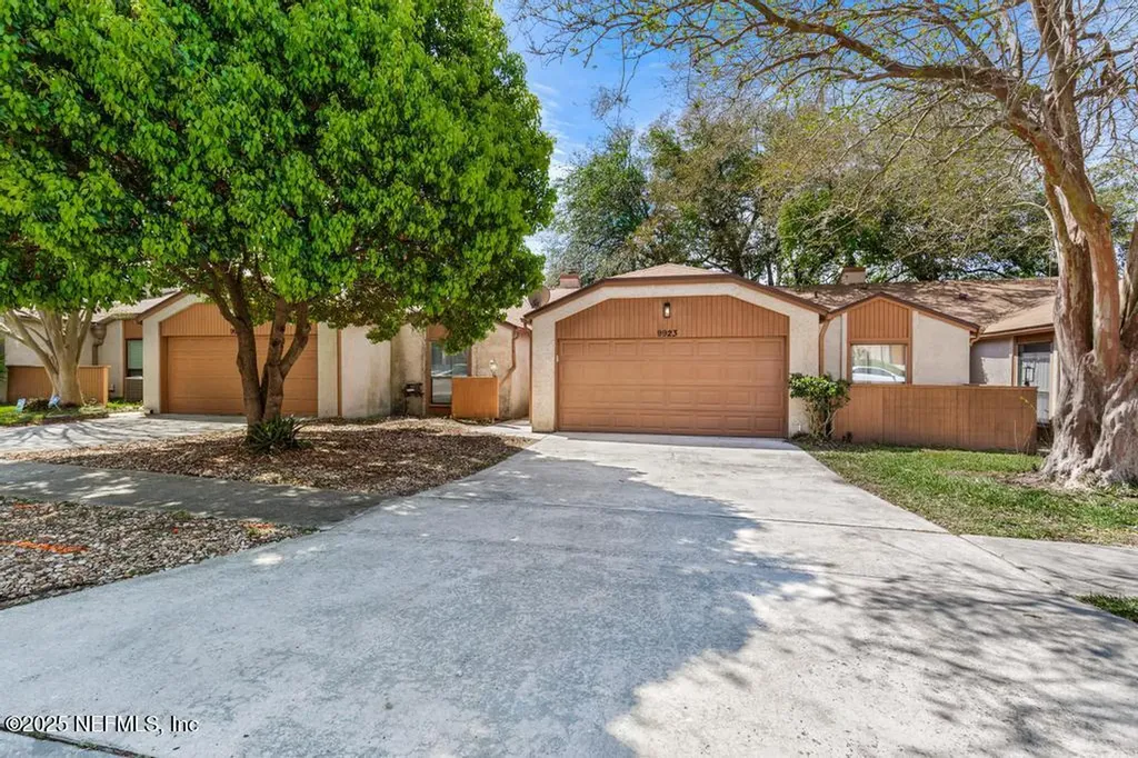 9923 Fawn Brook Drive Jacksonville FL 32256