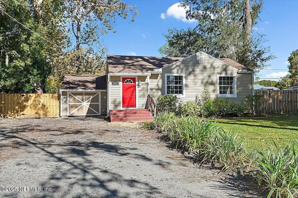 5637 Bishop Lane Jacksonville FL 32207