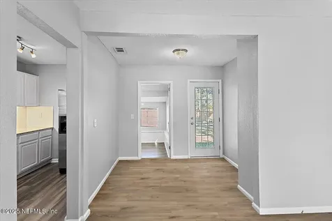 5637 Bishop Lane Jacksonville FL 32207