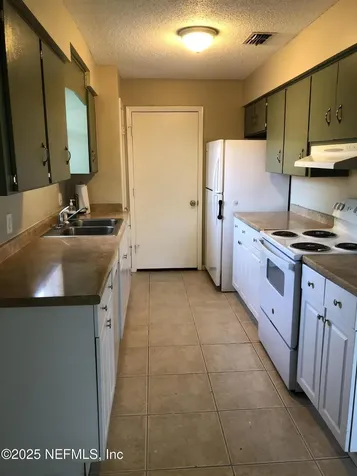 2641 Stern Drive S Jacksonville FL 32233