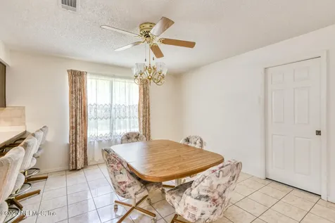 104 W Flamingo Drive Palatka FL 32177