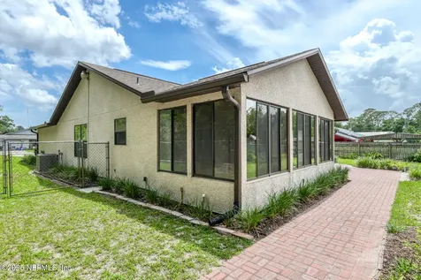 104 W Flamingo Drive Palatka FL 32177