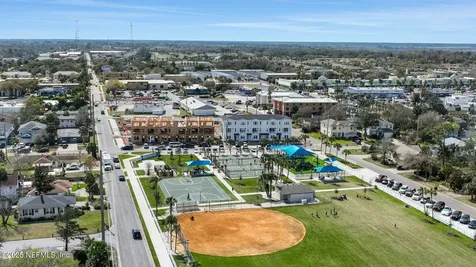 1018 2nd Avenue N Jacksonville Beach FL 32250