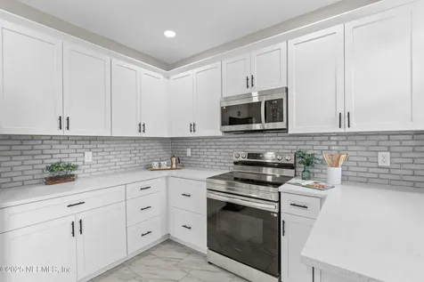 1806 Inwood Terrace Jacksonville FL 32207