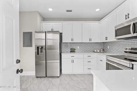 1806 Inwood Terrace Jacksonville FL 32207