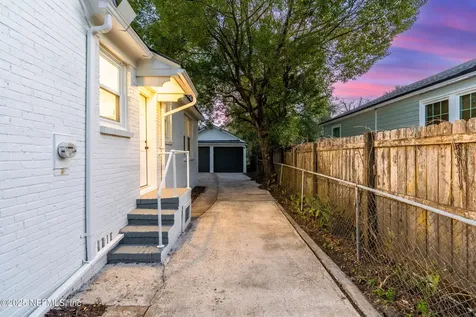 1806 Inwood Terrace Jacksonville FL 32207