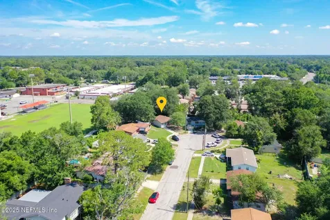 3704 Torres Court Jacksonville FL 32210