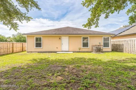 5735 Village Pond Circle Jacksonville FL 32222