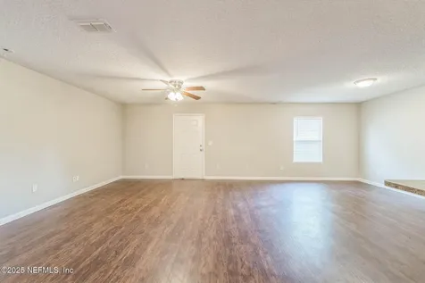 5735 Village Pond Circle Jacksonville FL 32222