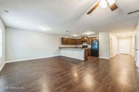 5735 Village Pond Circle Jacksonville FL 32222