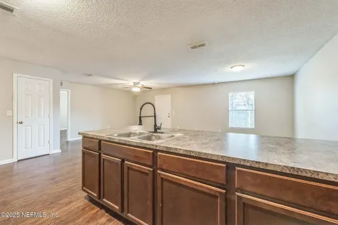 5735 Village Pond Circle Jacksonville FL 32222