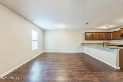 5735 Village Pond Circle Jacksonville FL 32222