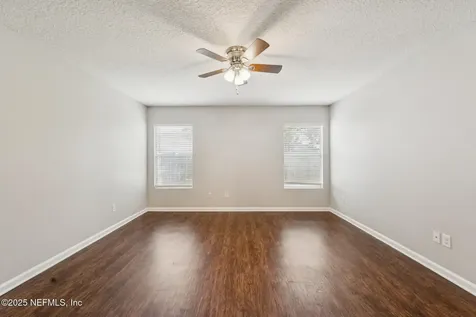 5735 Village Pond Circle Jacksonville FL 32222