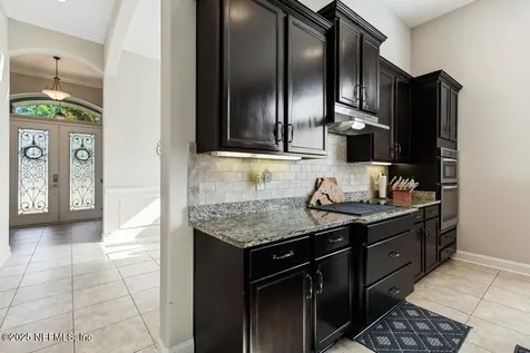 180 Ellsworth Circle St. Johns FL 32259