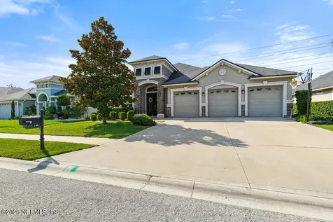 180 Ellsworth Circle St. Johns FL 32259