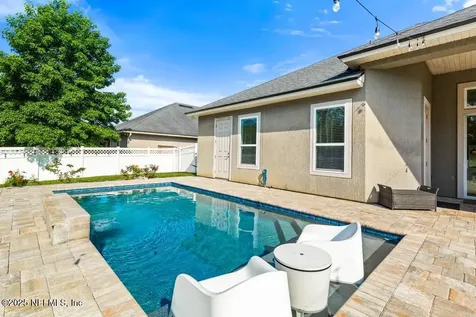 180 Ellsworth Circle St. Johns FL 32259