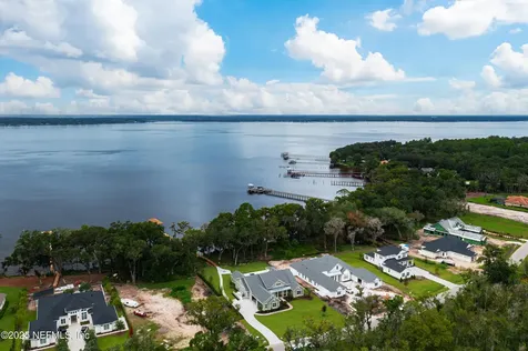 330 Hallowes Cove St. Johns FL 32259