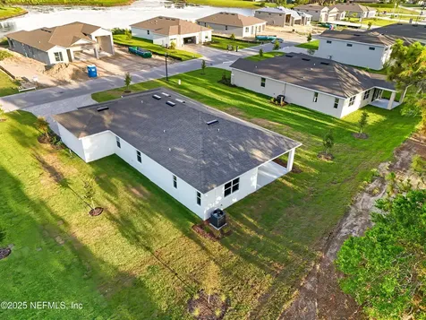 9127 Players Drive Weeki Wachee FL 34613