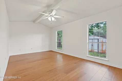 4533 Wandering Oaks Drive S Jacksonville FL 32257