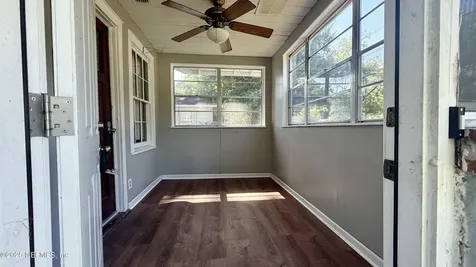 2047 W 16th Street Jacksonville FL 32209