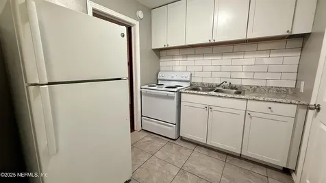 2047 W 16th Street Jacksonville FL 32209