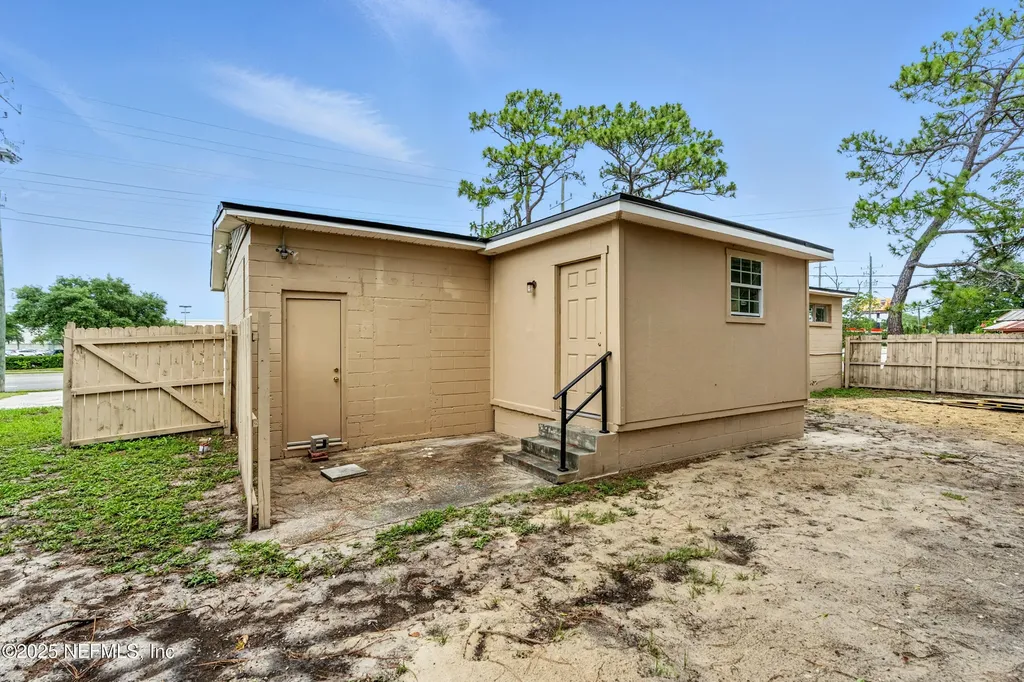 7120 Merrill Road Jacksonville FL 32277