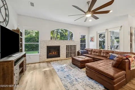 1619 Nottingham Knoll Drive Jacksonville FL 32225