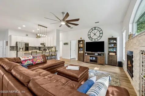 1619 Nottingham Knoll Drive Jacksonville FL 32225