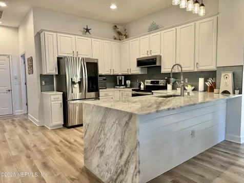 1619 Nottingham Knoll Drive Jacksonville FL 32225