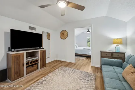 1619 Nottingham Knoll Drive Jacksonville FL 32225