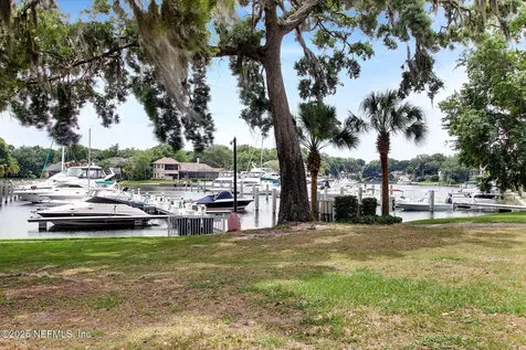1619 Nottingham Knoll Drive Jacksonville FL 32225