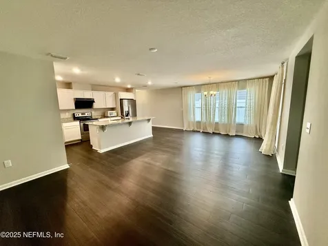 7137 Preston Pines Trail Jacksonville FL 32244