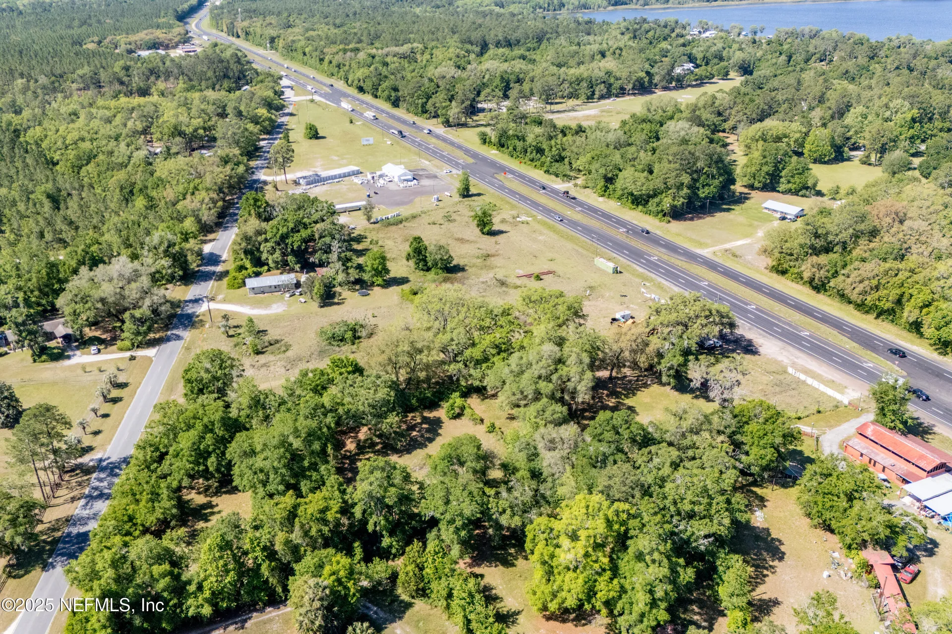 9627 Us Highway 301 Hampton FL 32044