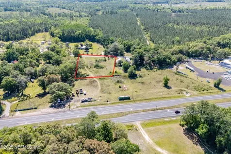 9627 Us Highway 301 Hampton FL 32044