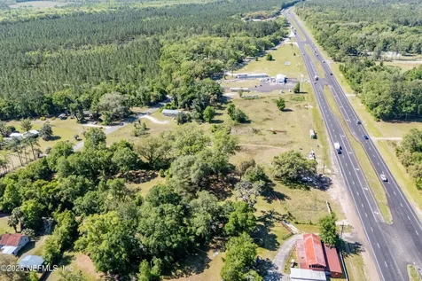 9627 Us Highway 301 Hampton FL 32044
