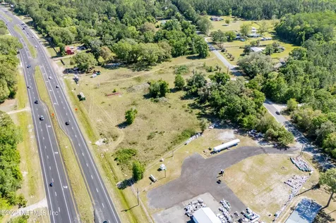 9627 Us Highway 301 Hampton FL 32044