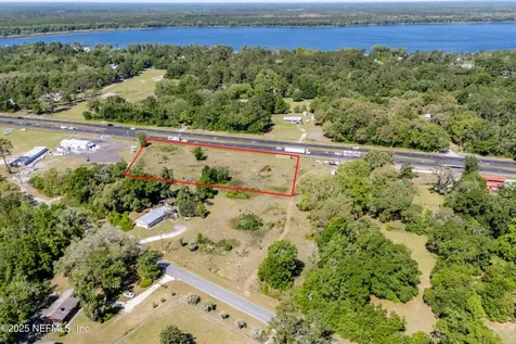 9627 Us Highway 301 Hampton FL 32044