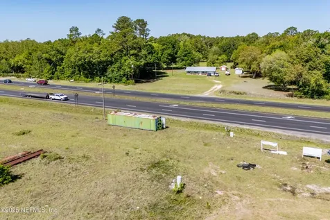 9627 Us Highway 301 Hampton FL 32044