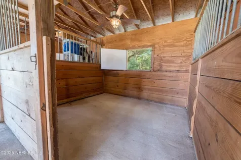 9311 NW 143rd Street Alachua FL 32615