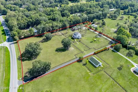 9311 NW 143rd Street Alachua FL 32615