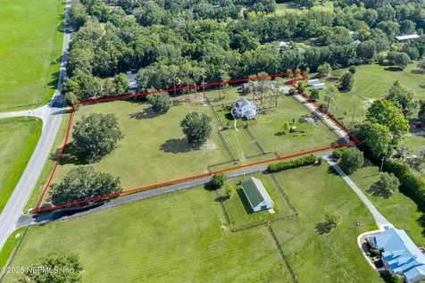 9311 NW 143rd Street Alachua FL 32615