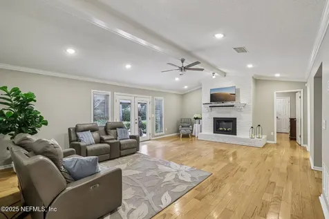 12137 Dividing Oaks Trail E Jacksonville FL 32223