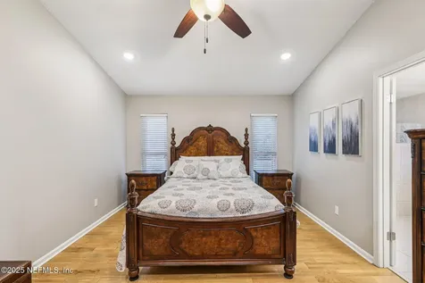 12137 Dividing Oaks Trail E Jacksonville FL 32223
