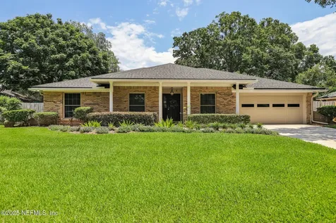 12137 Dividing Oaks Trail E Jacksonville FL 32223