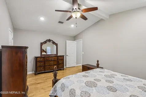 12137 Dividing Oaks Trail E Jacksonville FL 32223