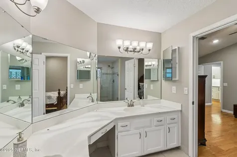 12137 Dividing Oaks Trail E Jacksonville FL 32223